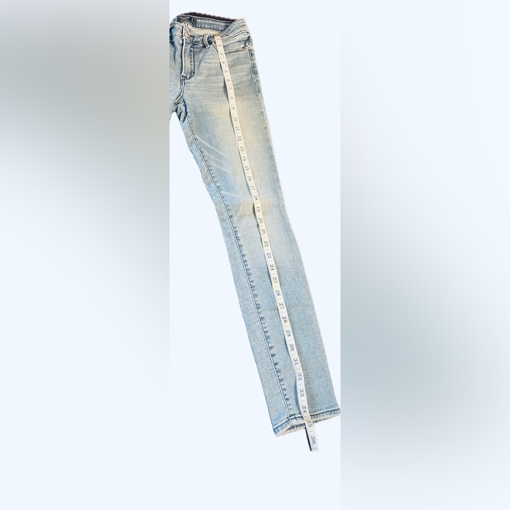 Abercrombie & Fitch Light Blue Denim Jeans Harper low rise super skinny size 26 - Picture 3 of 9